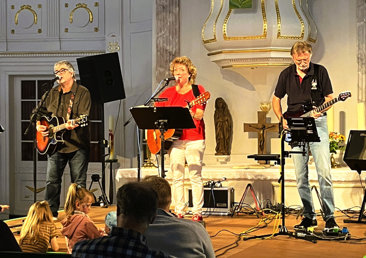 01 2024-07-20 Schirmbar 01
